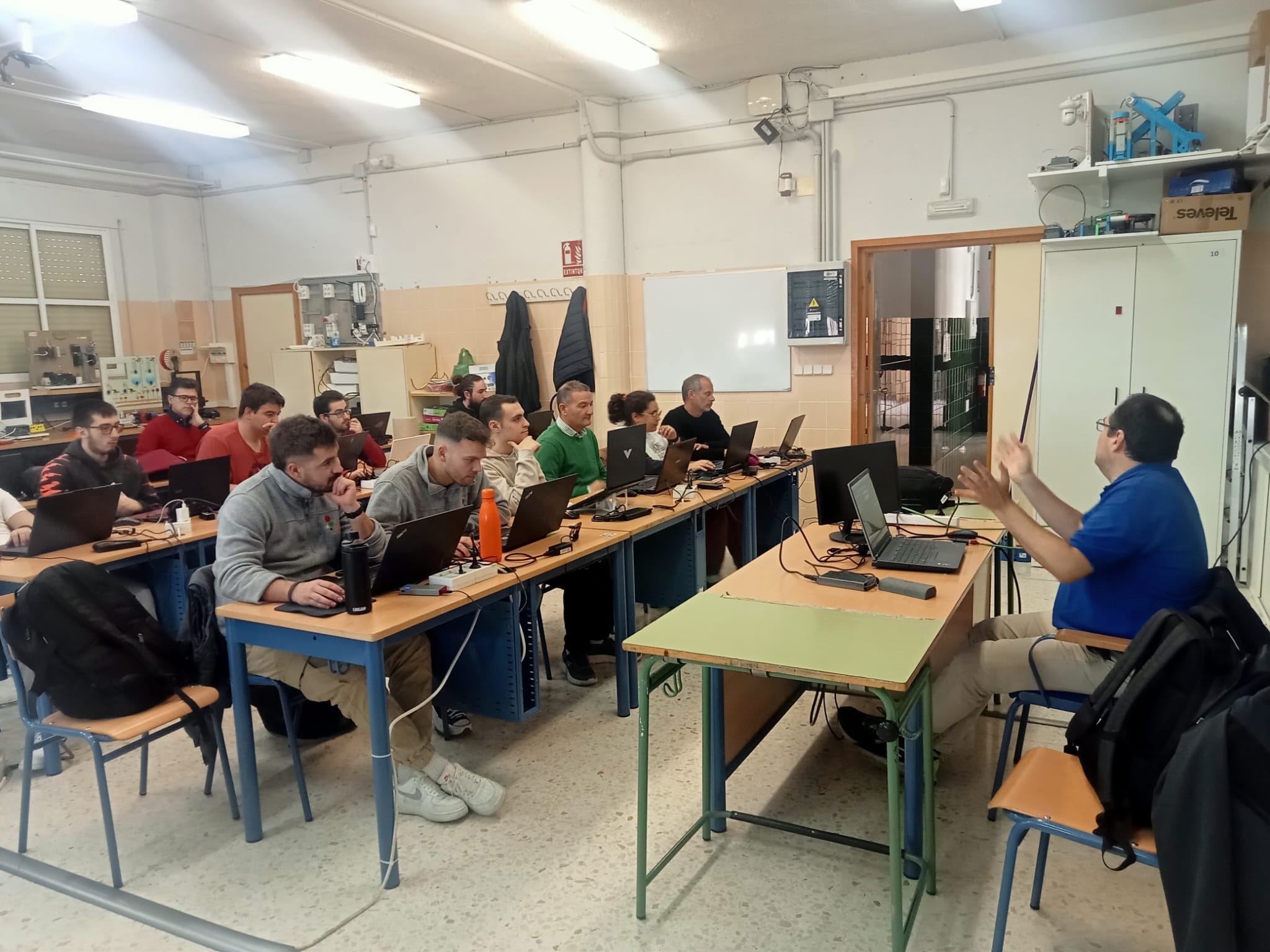 Formación Robot Scara Software OMRON ACE
