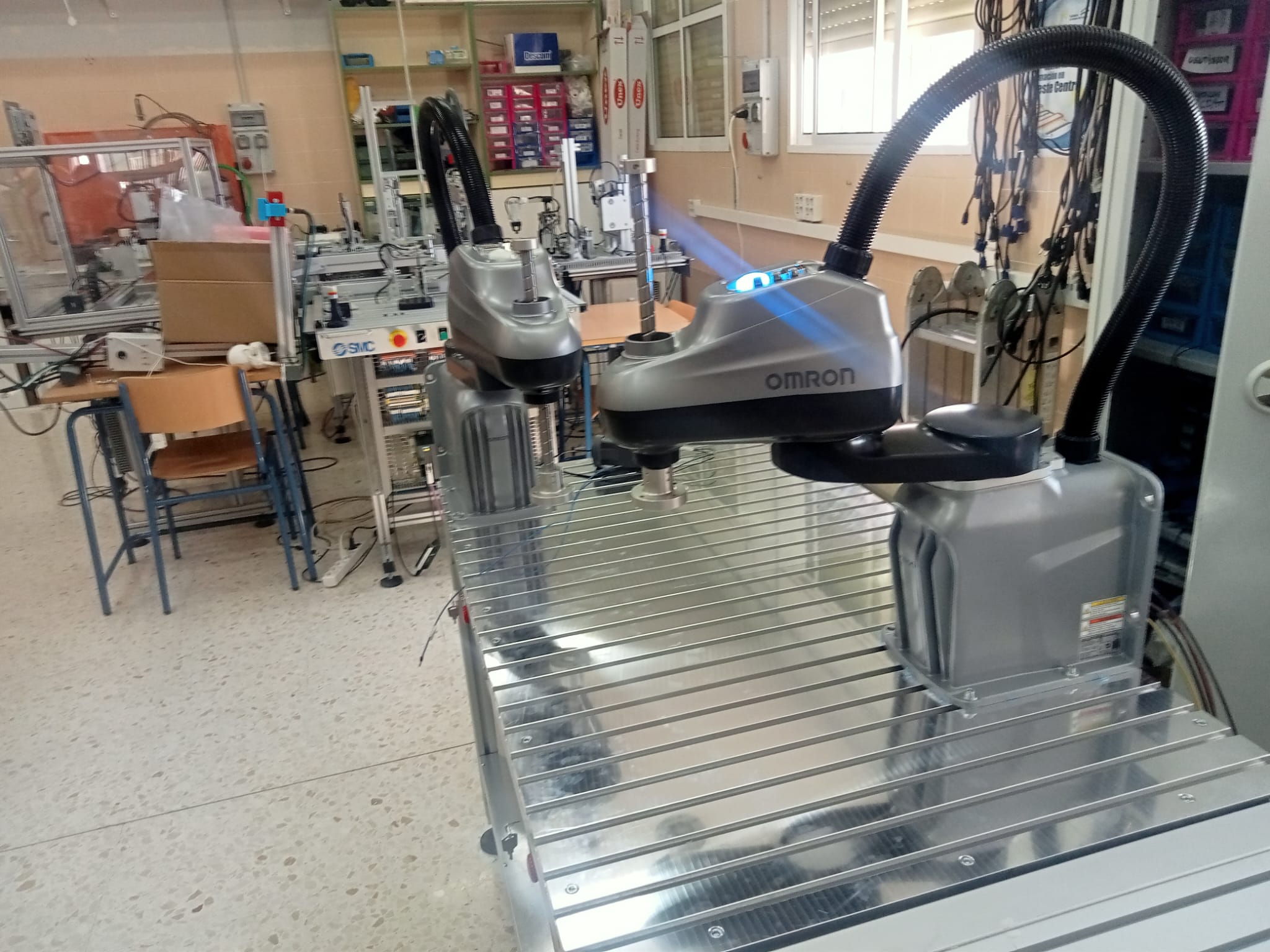 Formación Robot Scara Software OMRON ACE
